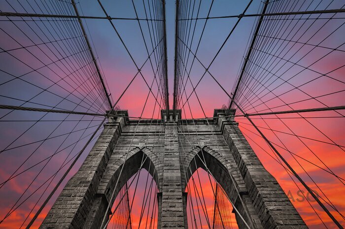 Obraz Brooklyn Bridge na tle kolorowego nieba