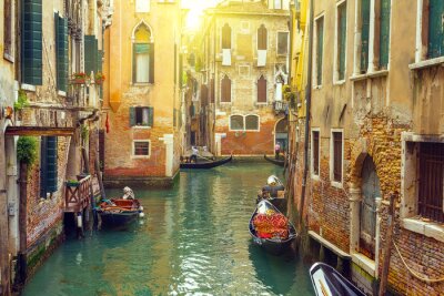 Obraz Kolorowe domki i gondole w Wenecji