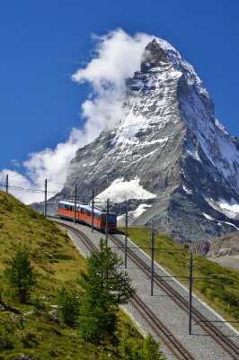 Obraz Pociąg na tle góry