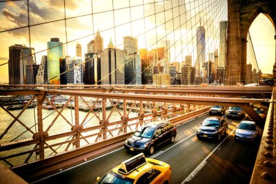 Samochody na Brooklyn Bridge Nowy Jork